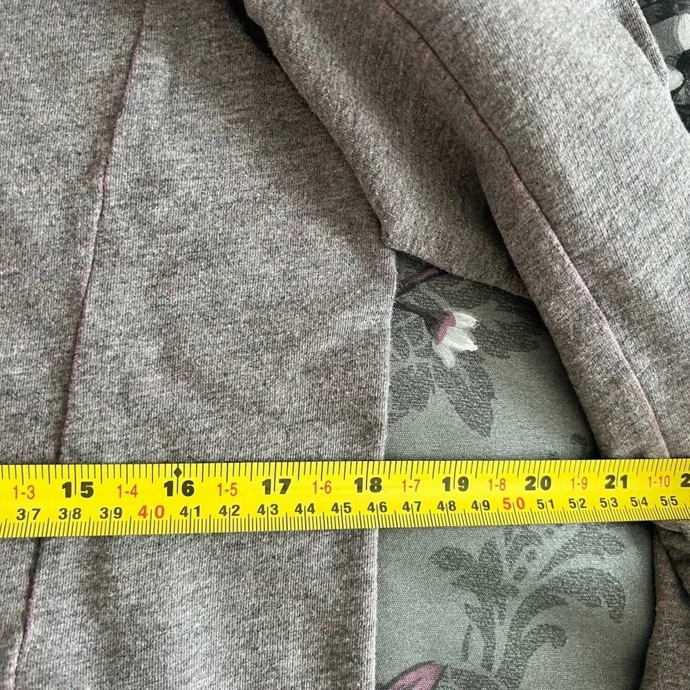 Bench Gray Sweatshirt with Magenta Interior - Picture 9 of 14